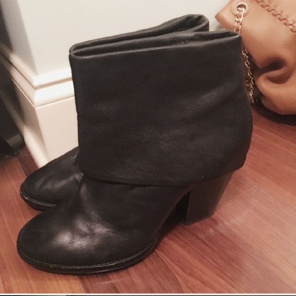 Vince Camuto black leather booties